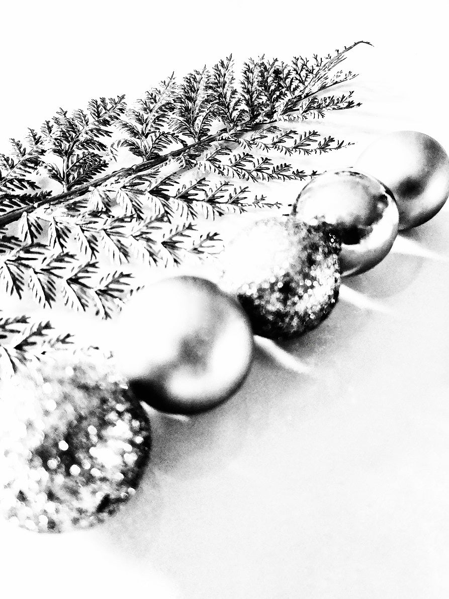 240 "Glitter and Feather"